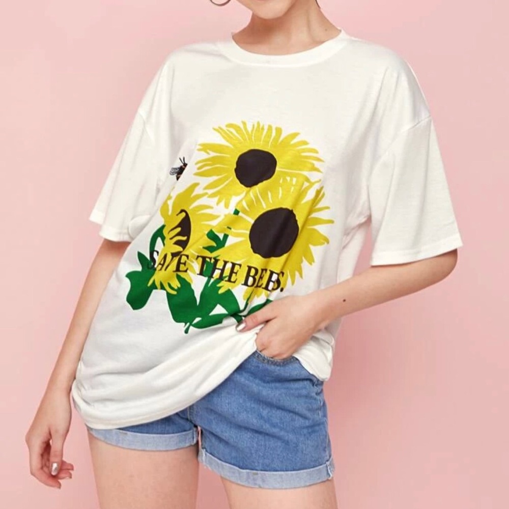 NWT save the bees oversized boyfriend tshirt 🐝